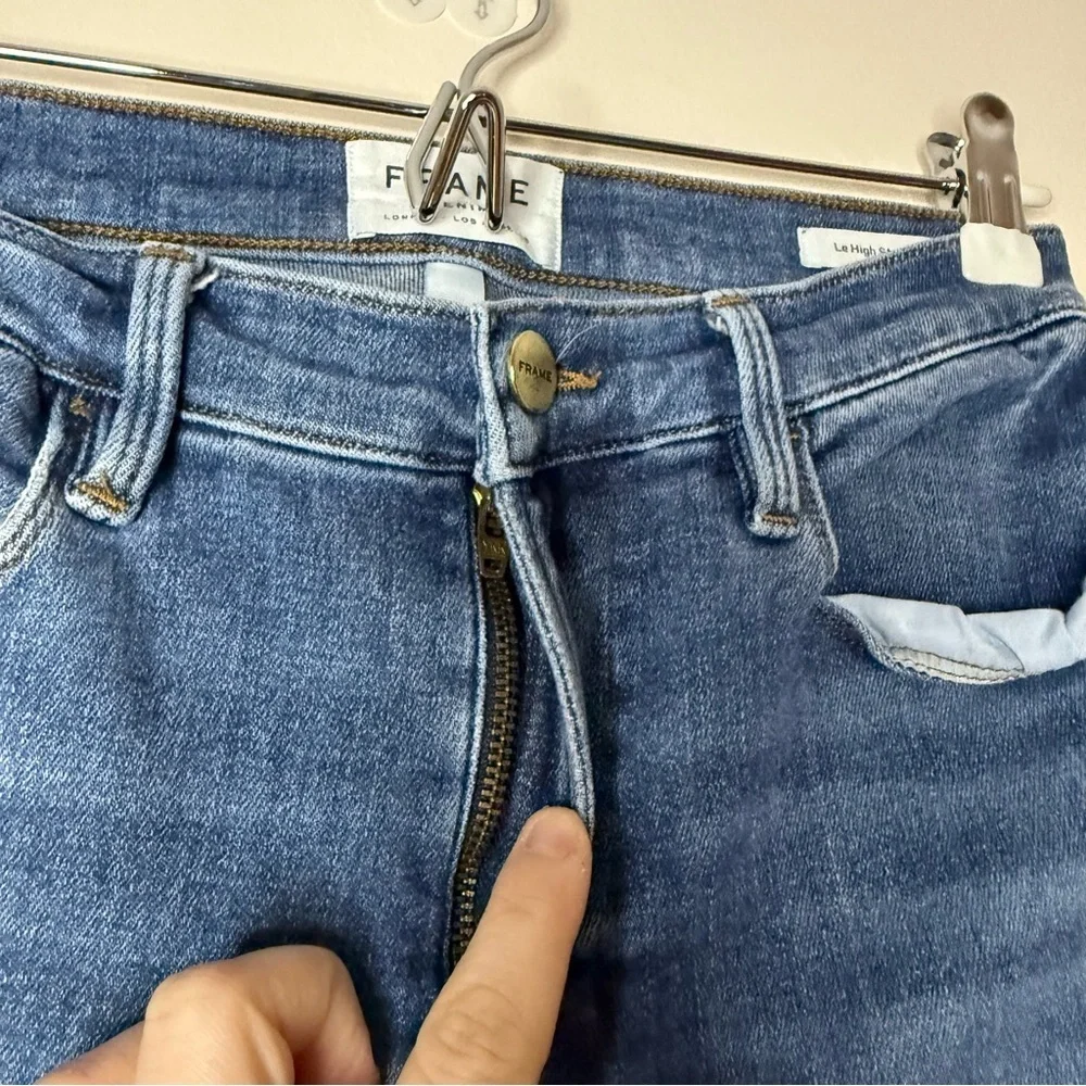 FRAME DENIM Le High Straight Jeans in Bestia Wash - Picture 5 of 11